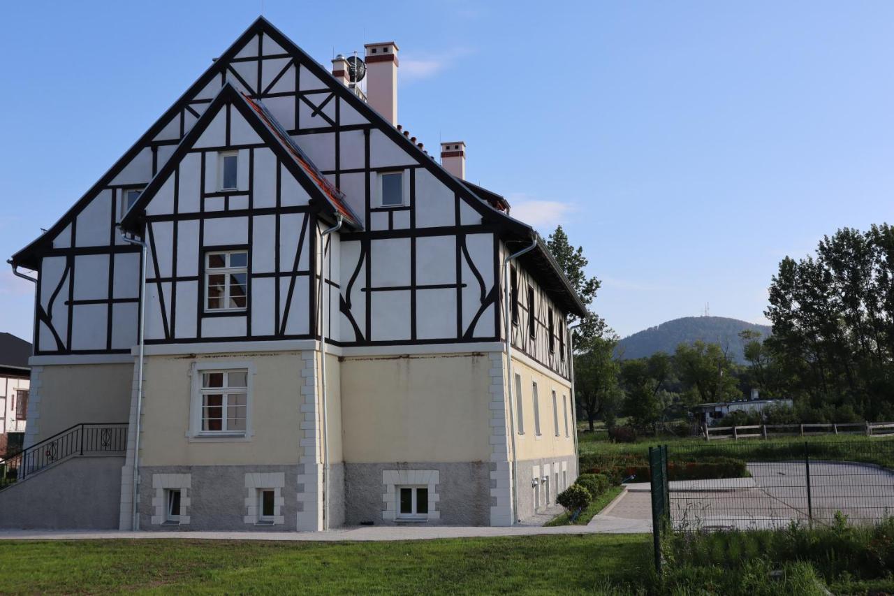 Dworzysko Hotel Szczawno-Zdroj Kültér fotó