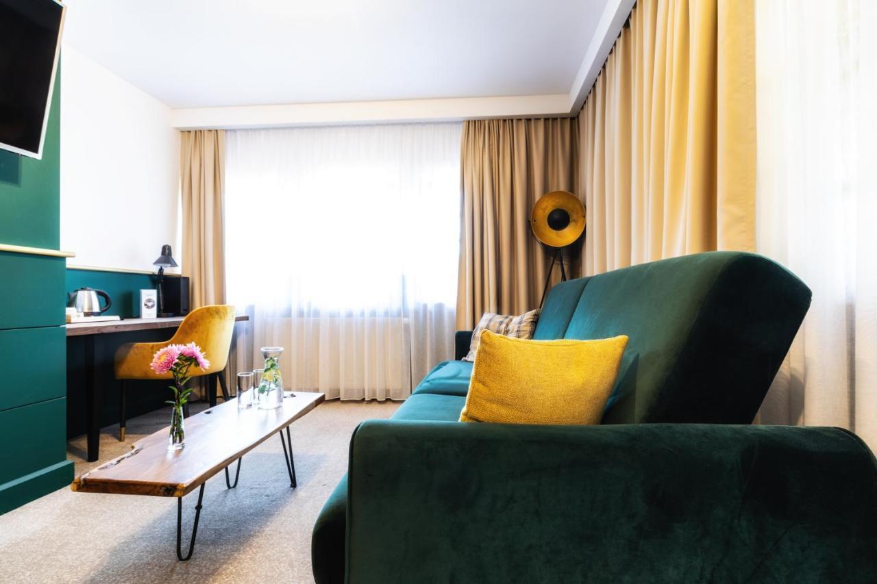 Dworzysko Hotel Szczawno-Zdroj Kültér fotó