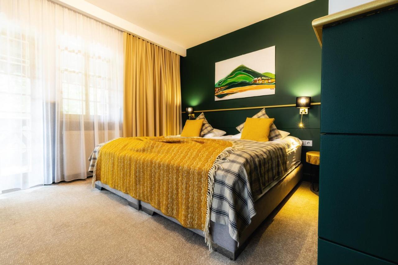 Dworzysko Hotel Szczawno-Zdroj Kültér fotó