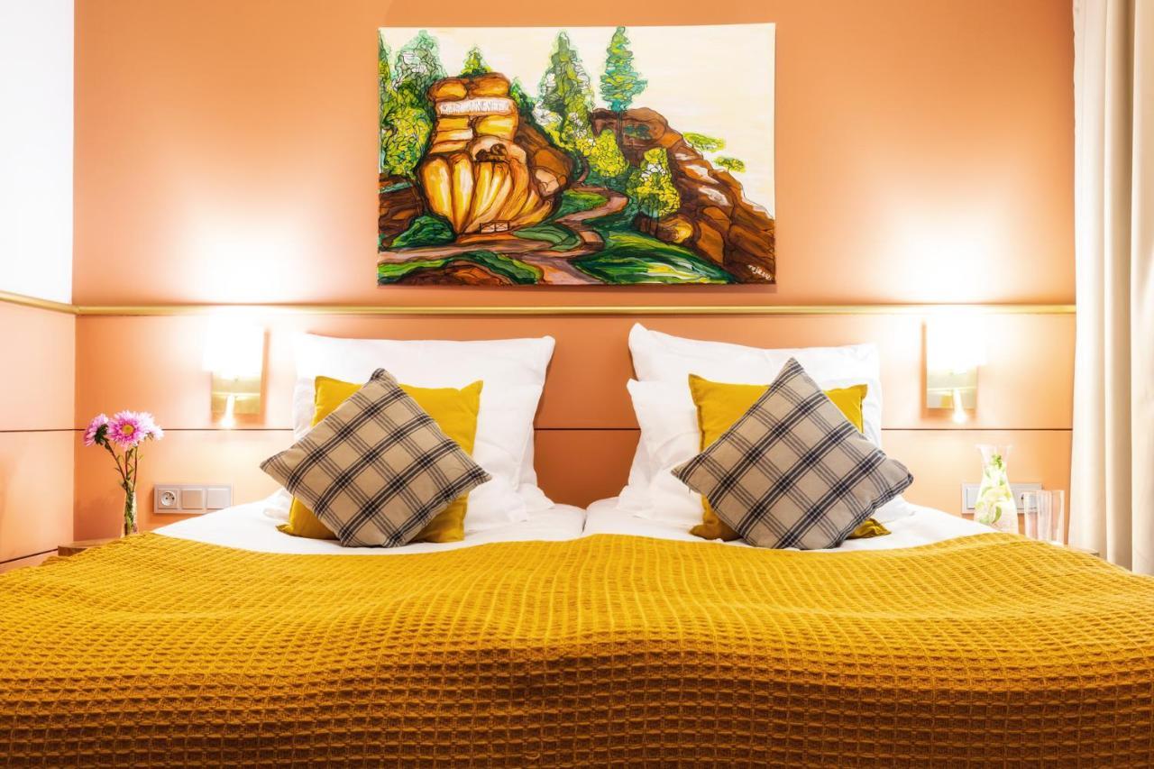 Dworzysko Hotel Szczawno-Zdroj Kültér fotó