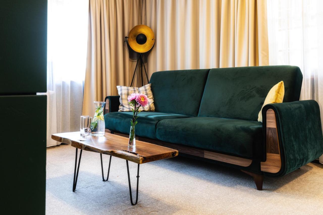 Dworzysko Hotel Szczawno-Zdroj Kültér fotó