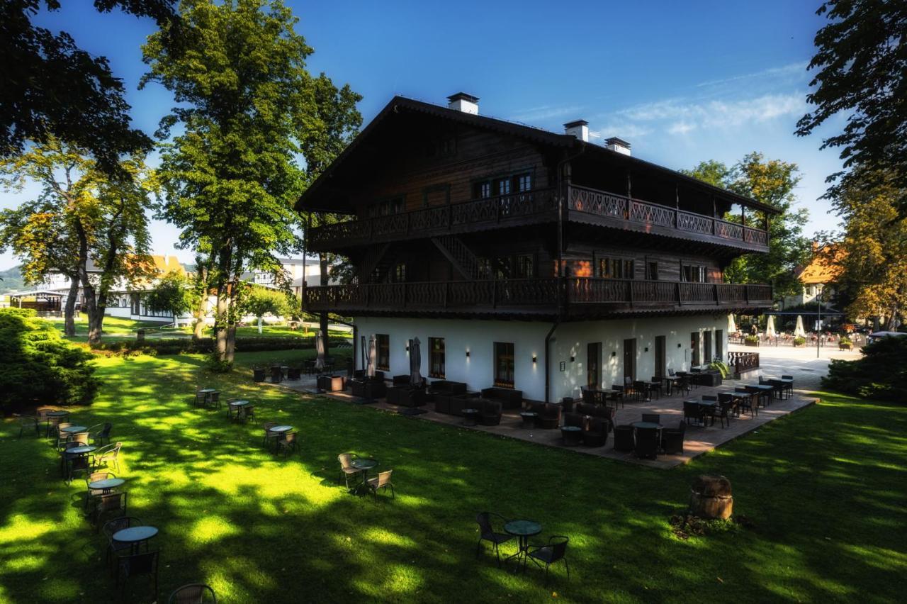 Dworzysko Hotel Szczawno-Zdroj Kültér fotó